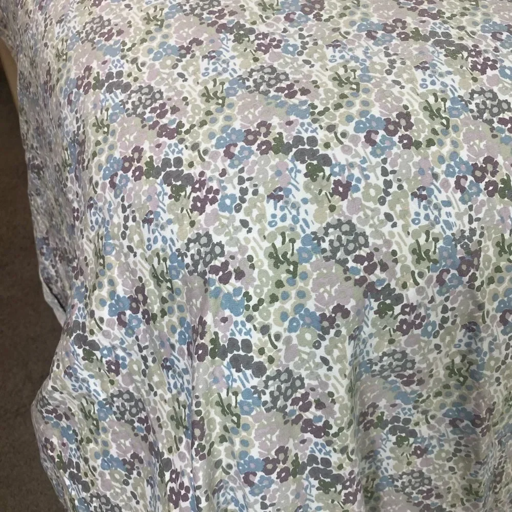 Threshold Flat Sheet w/ 2 pillowcases Queen floral